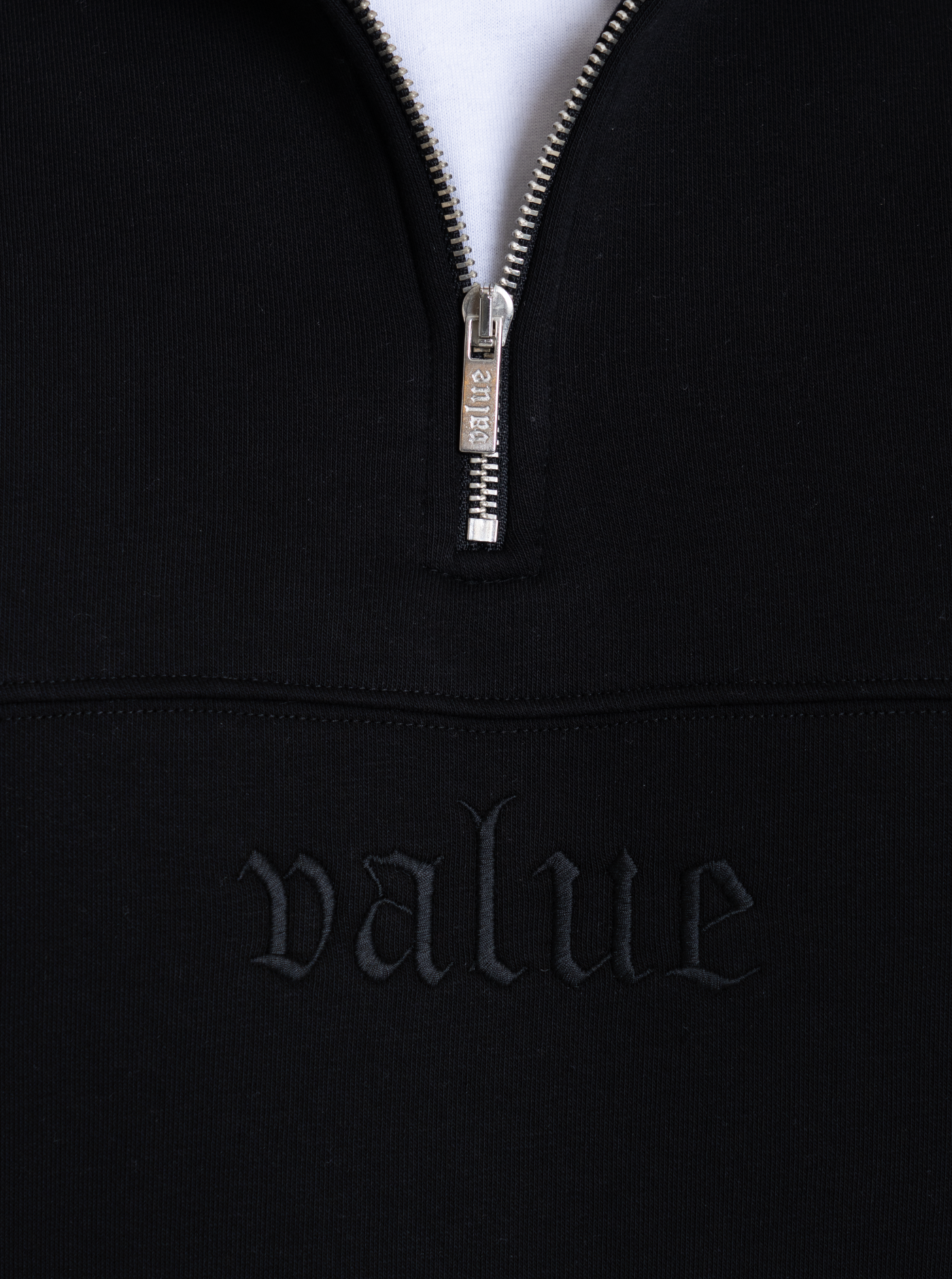 Heavy Halfzip “Schwarz" NEU