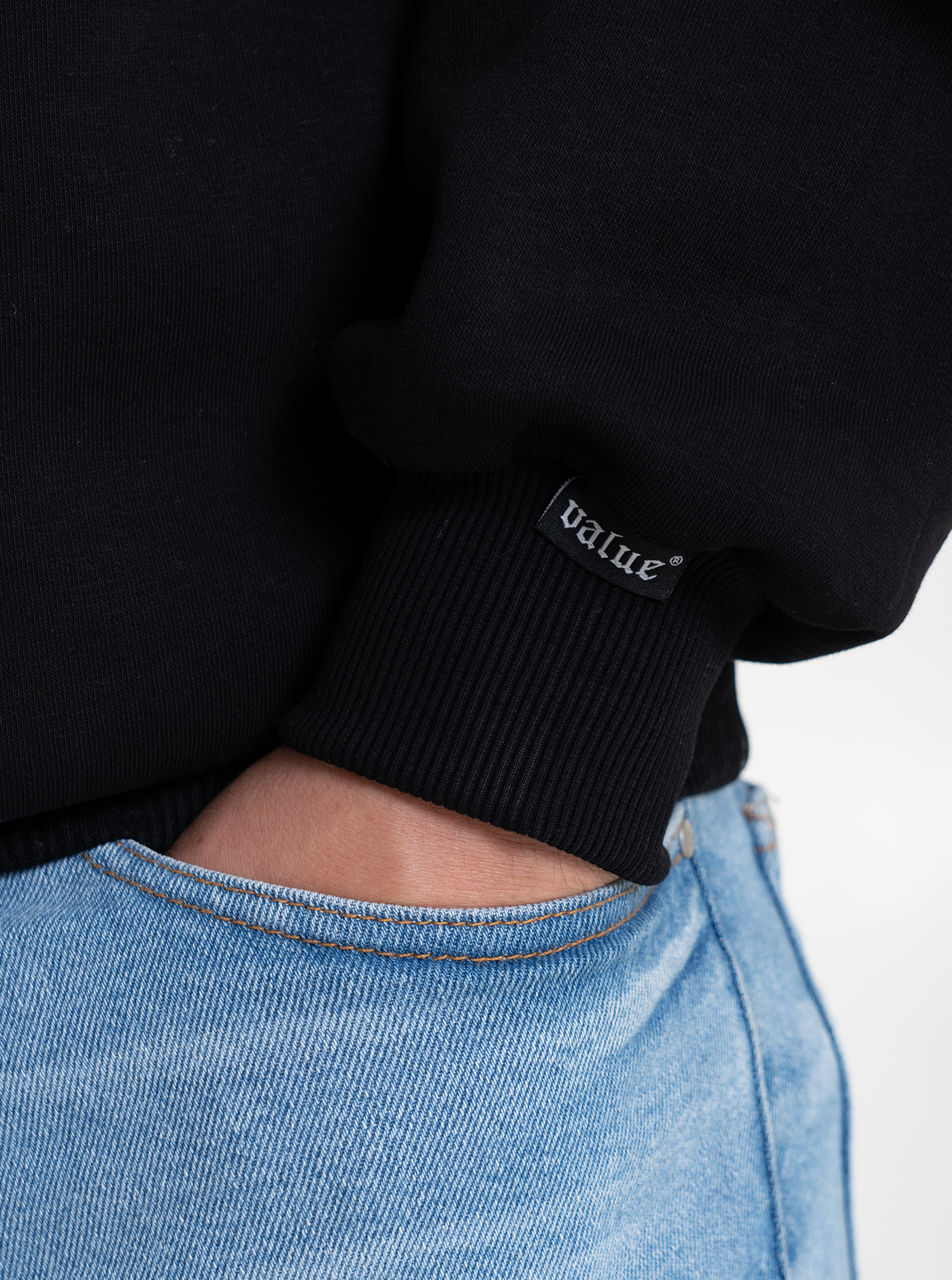 Heavy Halfzip “Schwarz" NEU