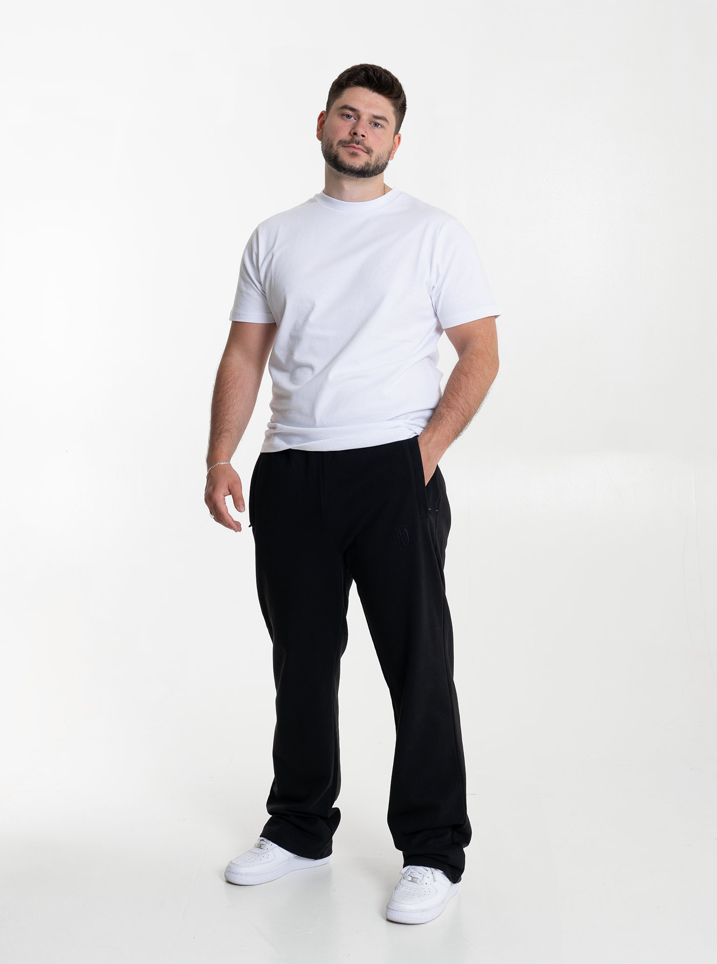 Premium Herren Jogginghose "Tiefschwarz"
